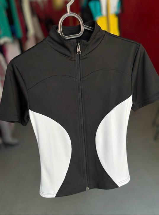 Camiseta Fitness Zíper Preto e Branco